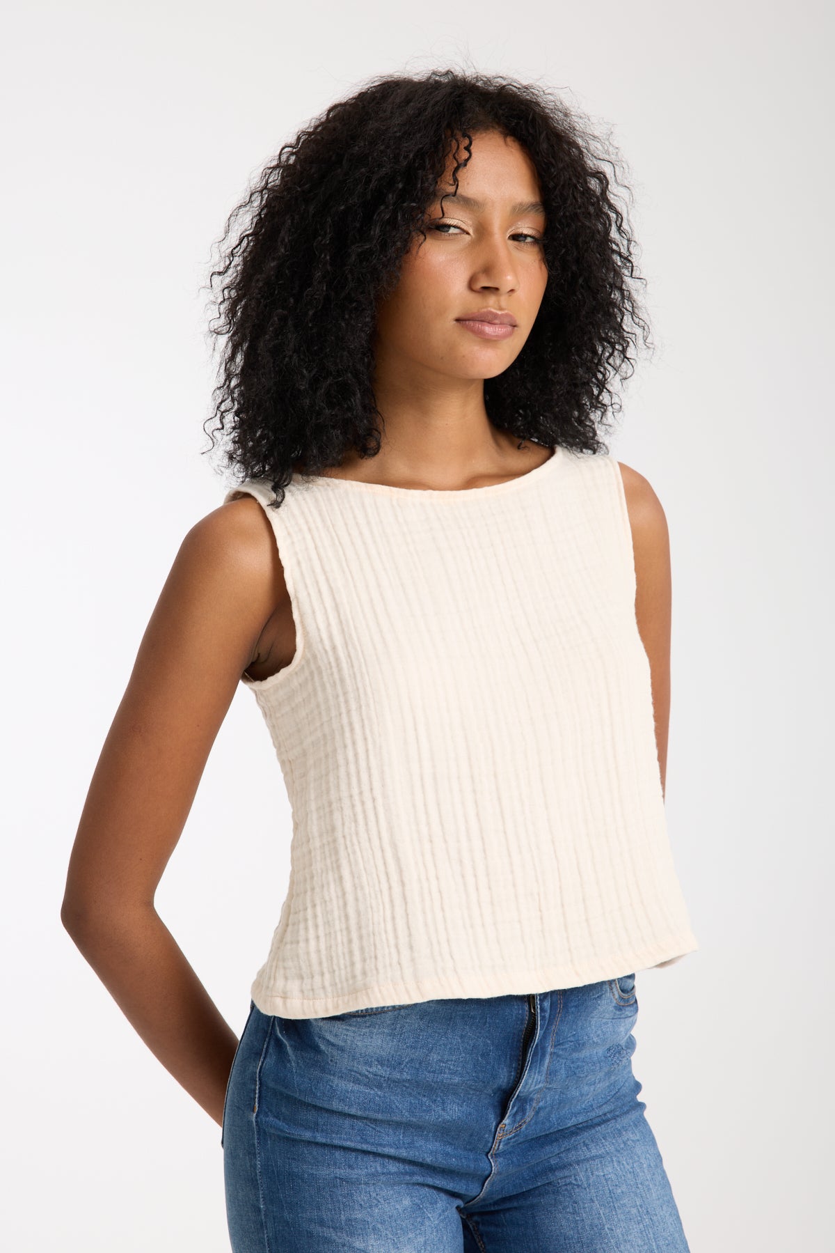 Four-Layer Muslin Sleeveless Blouse